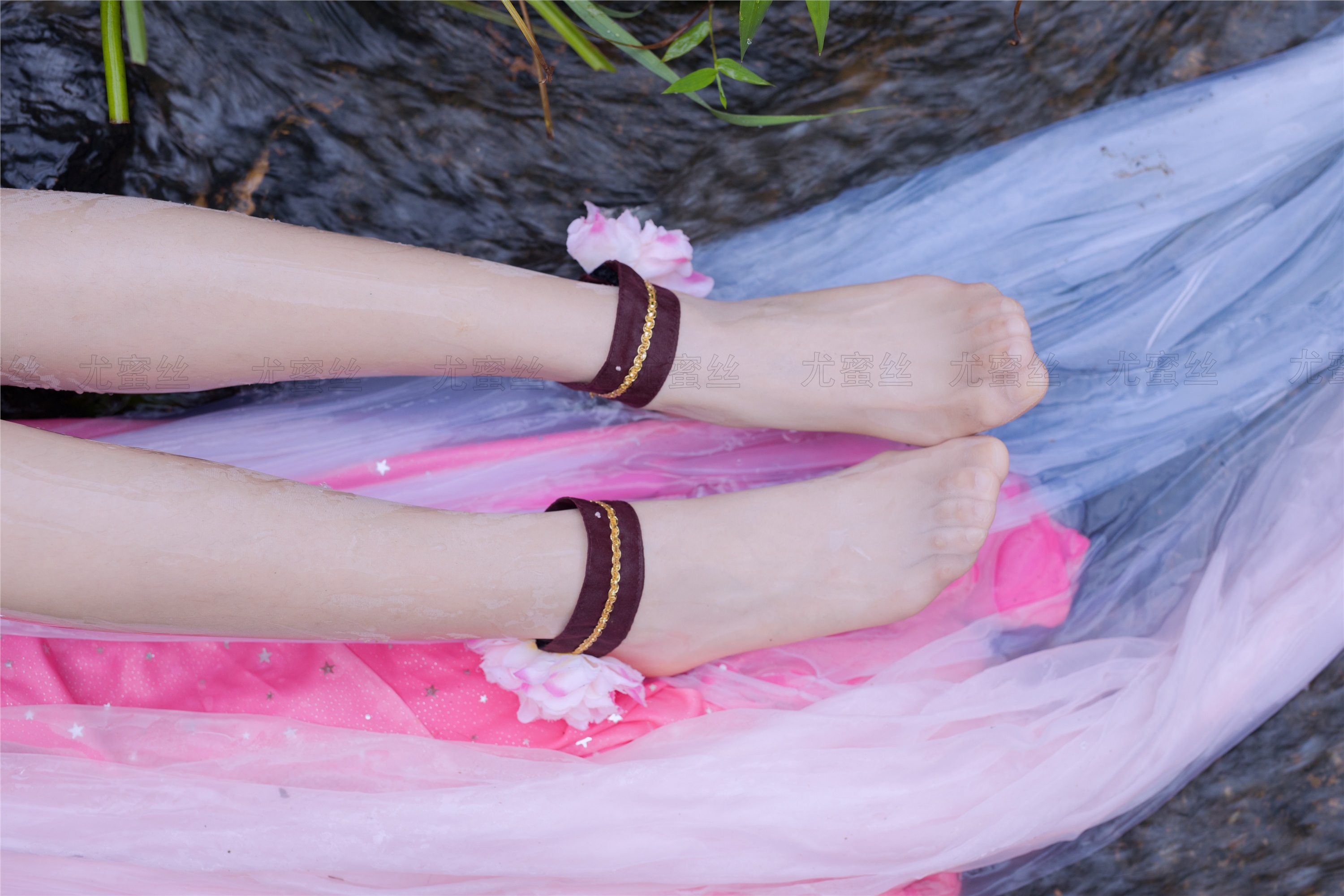 尤蜜丝 穿搭写真 NO.031